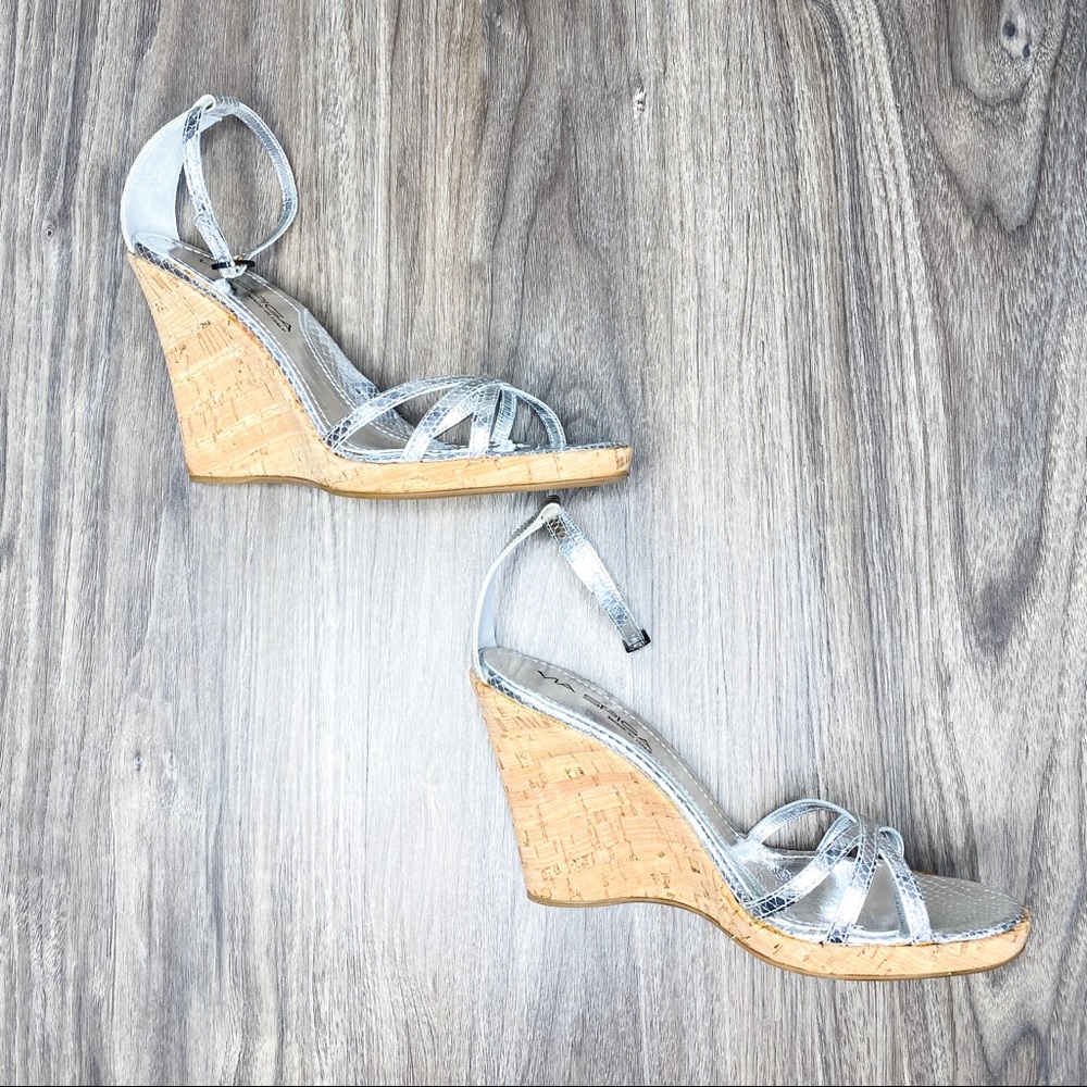 Nwt Hp Via Spiga Danilo Metallic Python Wedge - image 3